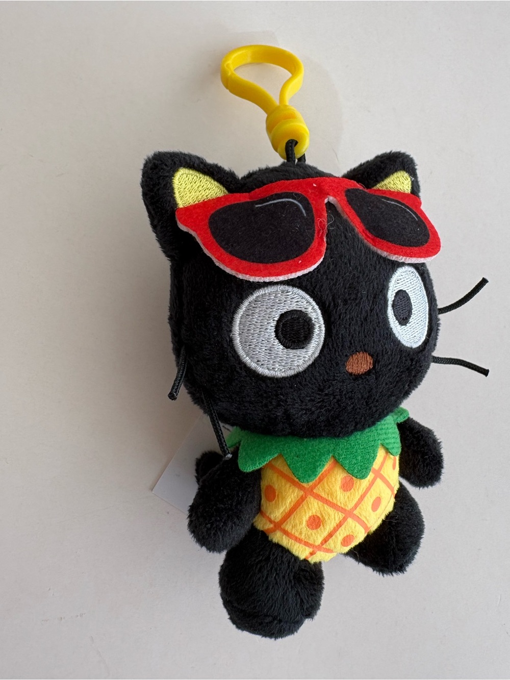 Hawaii Exclusive Plush Sanrio Choco Cat Pineapple Keychain Bag Charm - Picture 2 of 9